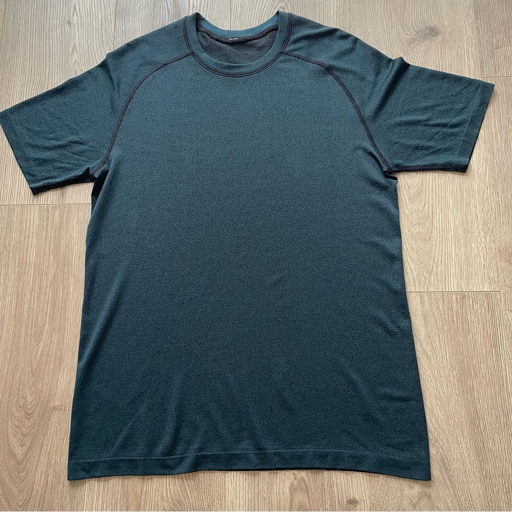 Lululemon Metal Vent Tech Short Sleeve Black / Mariner Size Large - Picture 6 of 7